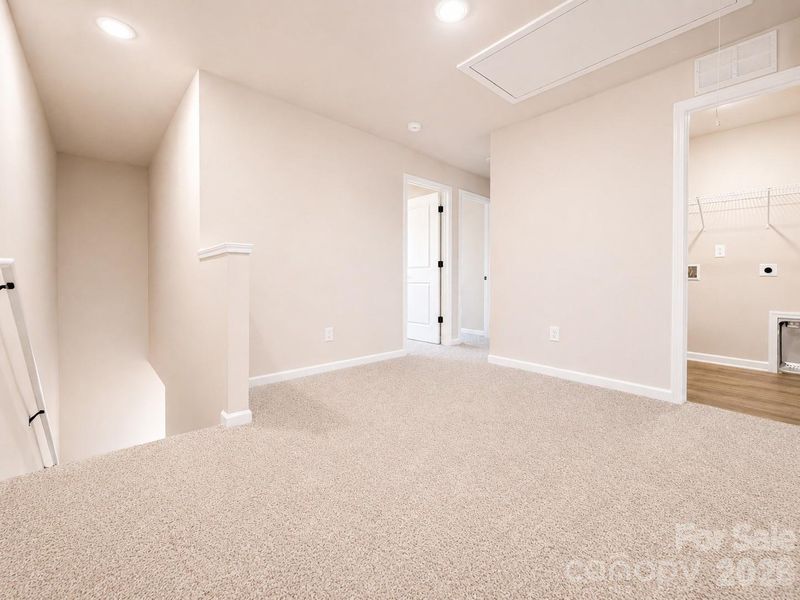 Spacious, unfurnished interior of a new home in , Charlotte (Image 14).