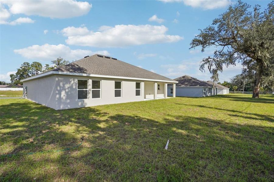 Exterior details and patio area of a home in Sable Run, Ocala (Image 21). Exterior details and patio area of a home in Sable Run, Ocala (Image 21).
