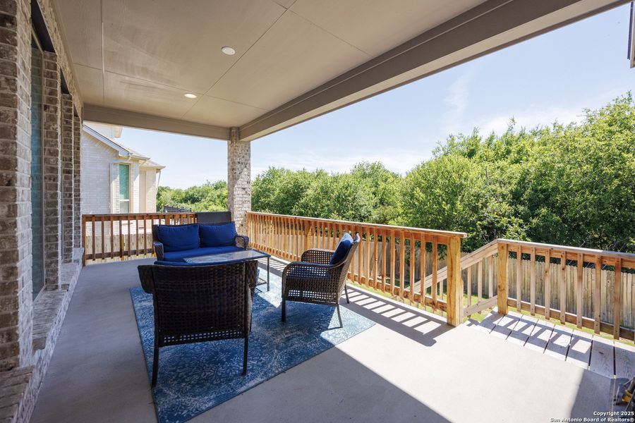 Furnished interior view inside a new home in Weston Oaks 55', San Antonio (Image 13). Furnished interior view inside a new home in Weston Oaks 55', San Antonio (Image 13).