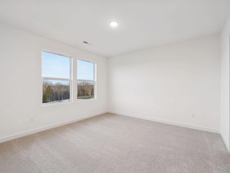 Spacious, unfurnished interior of a new home in Calista Farms, White House (Image 32).