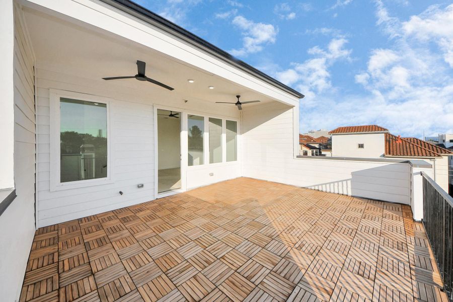 Front exterior of a new home in , Houston, TX, highlighting curb appeal (Image 26).