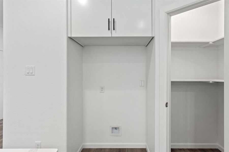 Image 33 of a home in . Image 33 of a home in .