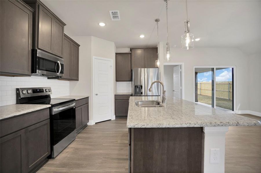photos are for reference only actual home may vary. photos are for reference only actual home may vary.