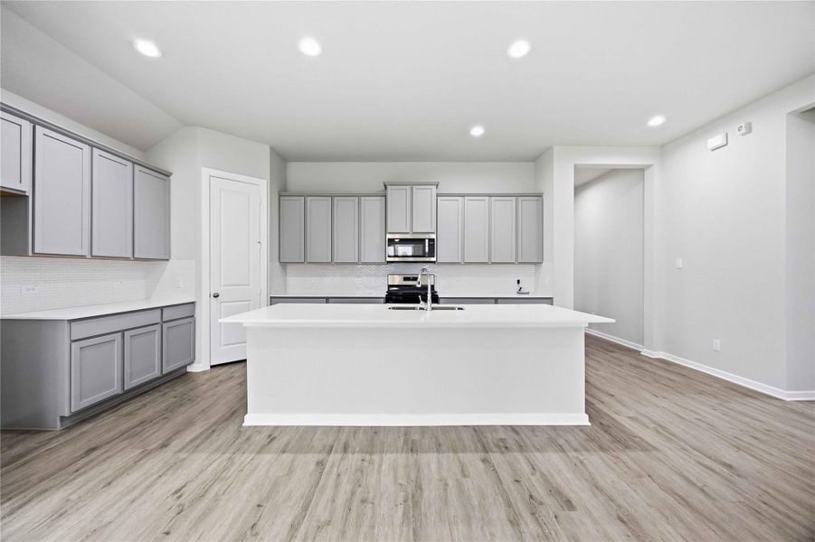 Furnished interior view inside a new home in Lago Mar  50'  &  55', Texas City (Image 6).