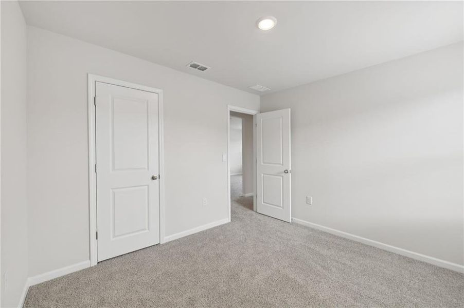 Spacious, unfurnished interior of a new home in Preserve at Mountain Creek, Pendergrass (Image 24).