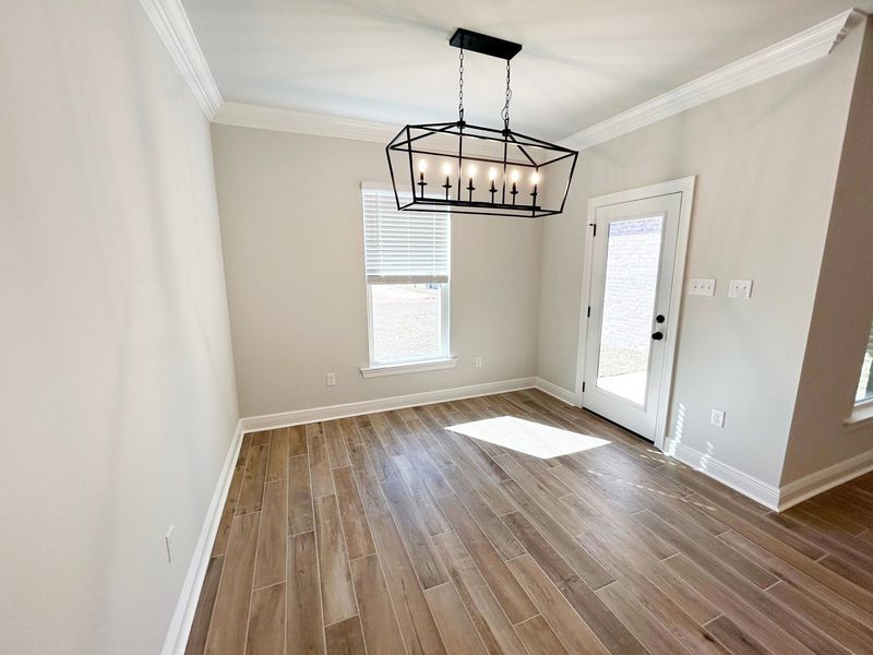 Spacious, unfurnished interior of a new home in Natureview, Freeport (Image 11).