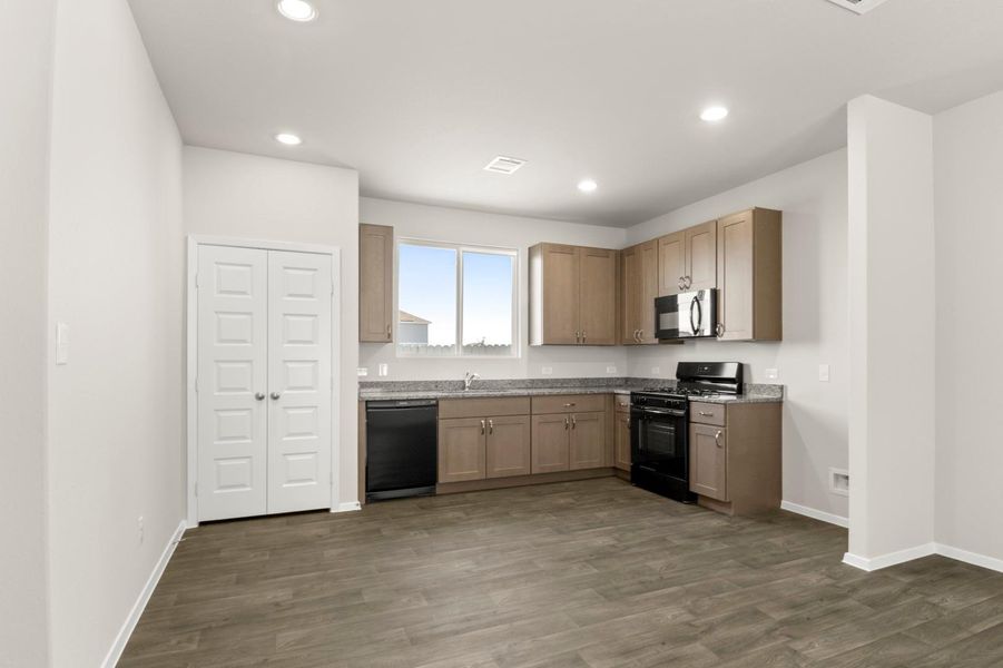 Furnished interior view inside a new home in Harvest Ridge, Elgin (Image 13).