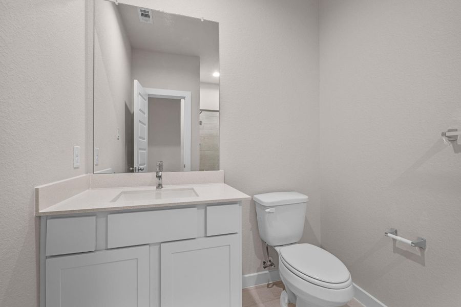 Furnished interior view inside a new home in Beacon Hill, Waller (Image 6). Furnished interior view inside a new home in Beacon Hill, Waller (Image 6).