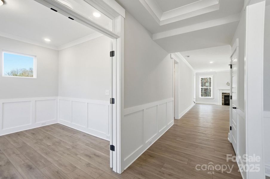 Spacious, unfurnished interior of a new home in Robinson Oaks, Gastonia (Image 44).