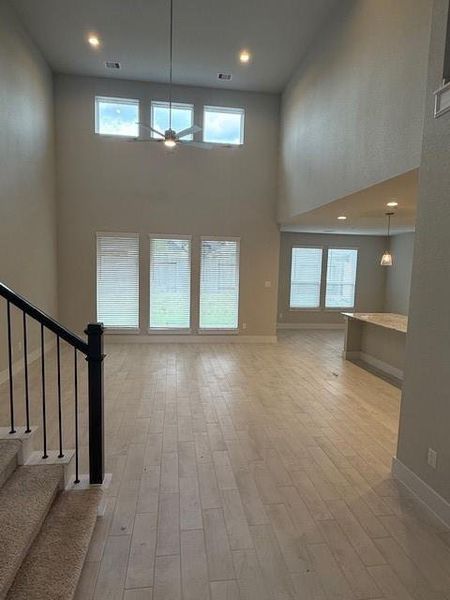 Spacious, unfurnished interior of a new home in Barton Creek Ranch, Conroe (Image 18). Spacious, unfurnished interior of a new home in Barton Creek Ranch, Conroe (Image 18).