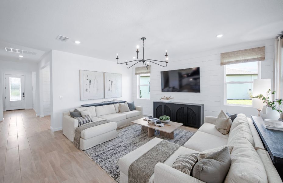 Representative furnished interior of a home built from the Mystique Grand by Del Webb in Del Webb Stone Creek, Ocala (Image 12).