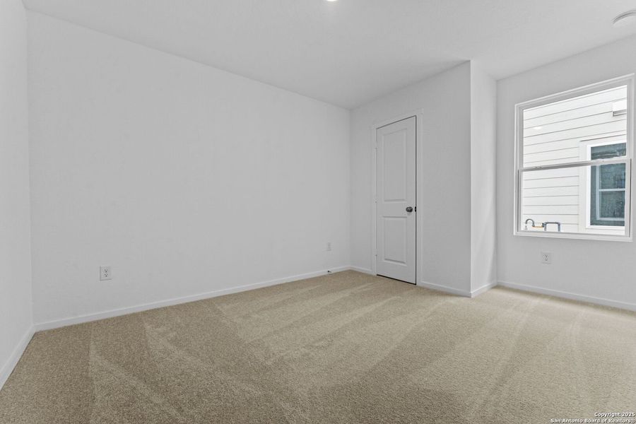 Spacious, unfurnished interior of a new home in Torian Village: Belmar Collection, San Antonio (Image 21).