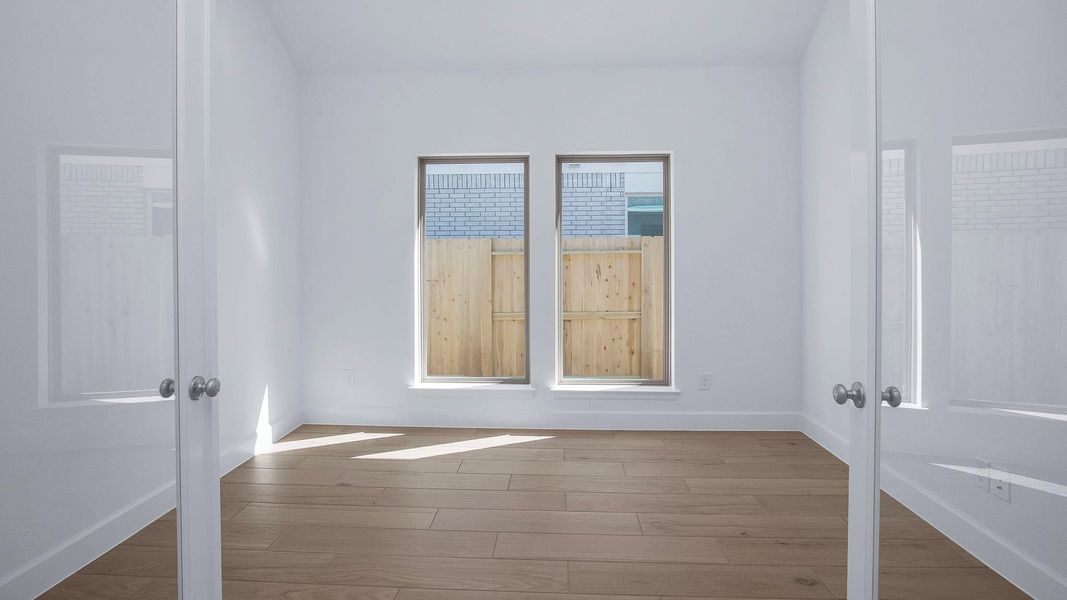 Spacious, unfurnished interior of a new home in The Highlands, Porter (Image 12).