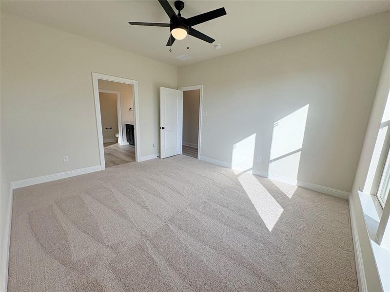 Spacious, unfurnished interior of a new home in Orange Gardens, Orange (Image 21).