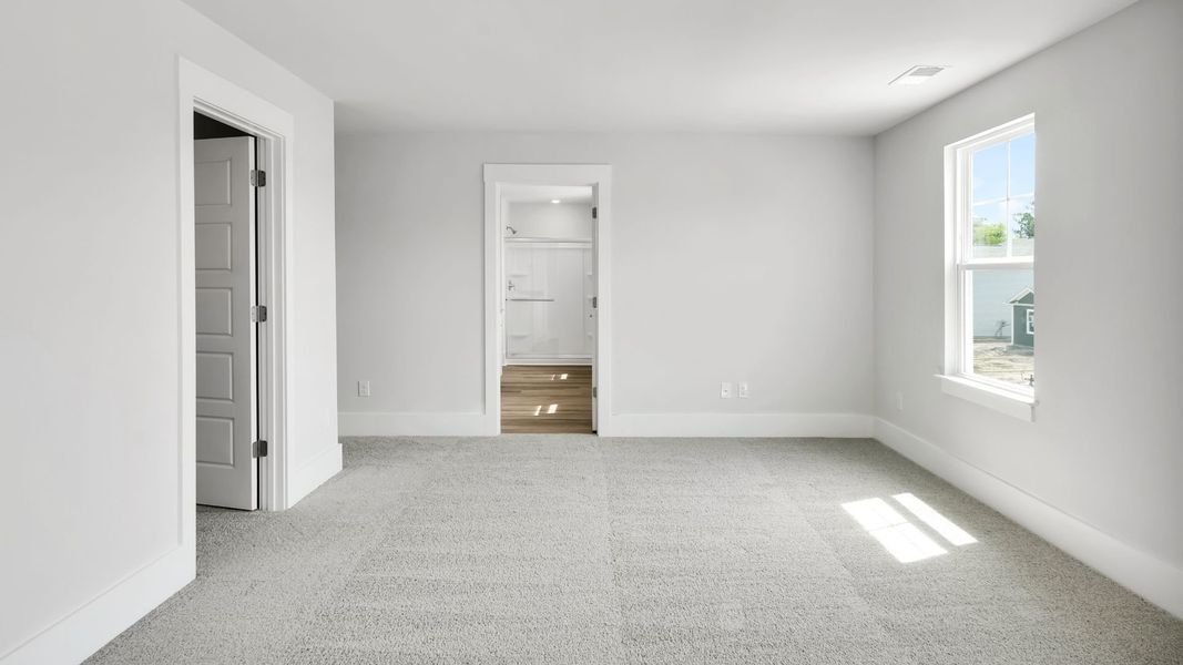 Spacious, unfurnished interior of a new home in Bella Point, Bolivia (Image 23). Spacious, unfurnished interior of a new home in Bella Point, Bolivia (Image 23).