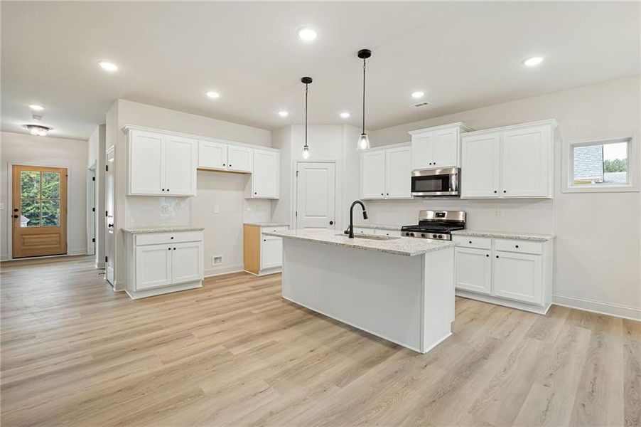 Furnished interior view inside a new home in , Dallas (Image 5).