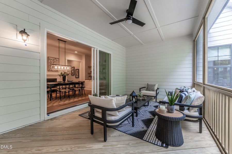 22. HHHunt Homes Crawford- Screened Porc 22. HHHunt Homes Crawford- Screened Porc