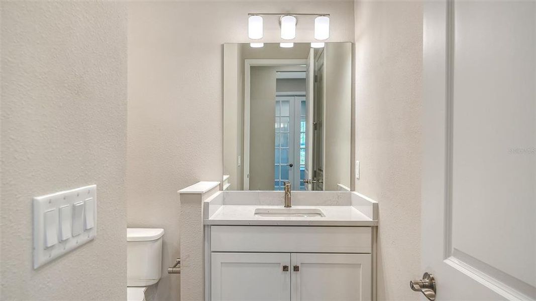Furnished interior view inside a new home in Windward, Lakewood Ranch (Image 14).