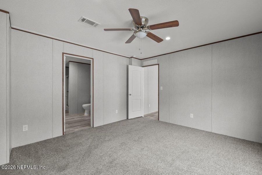 Spacious, unfurnished interior of a new home in , Hawthorne (Image 25).