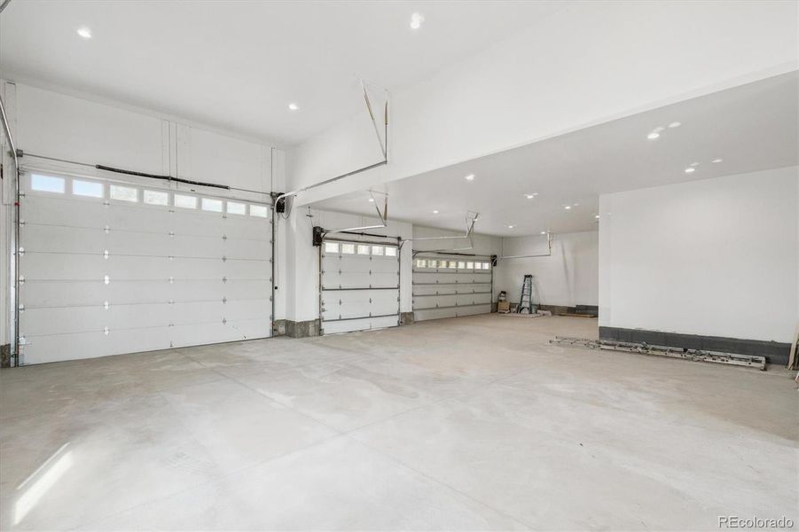 Image 41 of a home in .