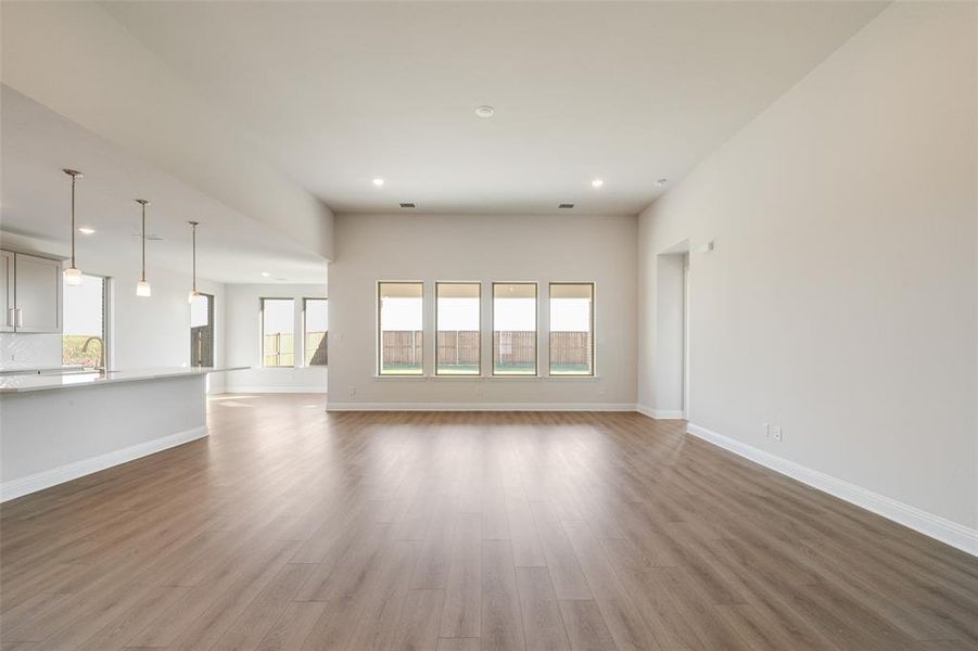 Spacious, unfurnished interior of a new home in Arbors at Legacy Hills, Celina (Image 22).
