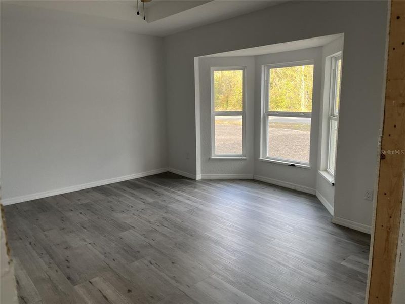 Spacious, unfurnished interior of a new home in , Ocala (Image 15).