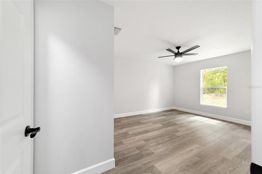 Spacious, unfurnished interior of a new home in , Dunnellon (Image 23). Spacious, unfurnished interior of a new home in , Dunnellon (Image 23).