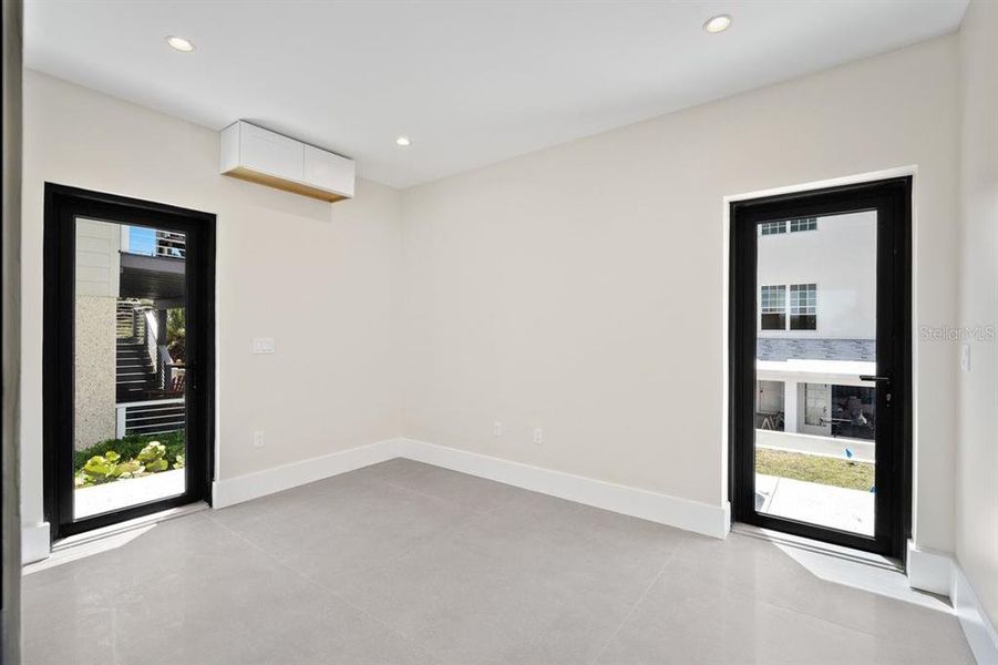 Spacious, unfurnished interior of a new home in , New Smyrna Beach (Image 48).