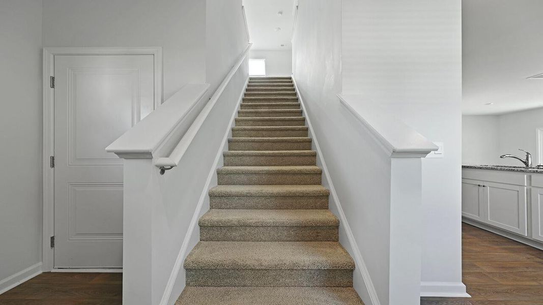 Spacious, unfurnished interior of a new home in Lakeview at Kitfield, Moncks Corner (Image 20).