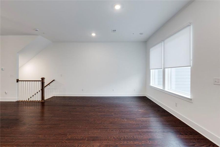 Spacious, unfurnished interior of a new home in Ashbury, Roswell (Image 39).