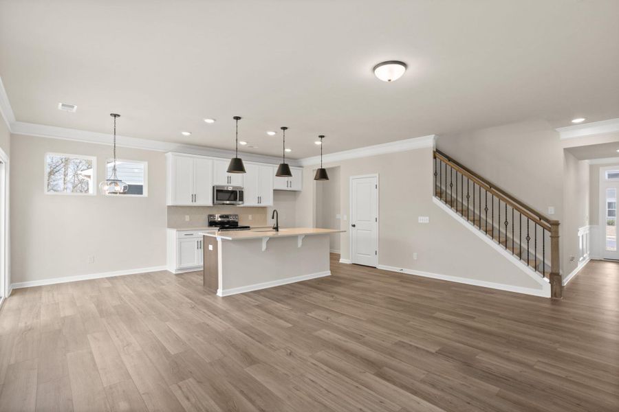 Spacious, unfurnished interior of a new home in Greenrich Mill, Simpsonville (Image 17).