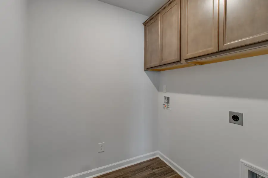 Spacious, unfurnished interior of a new home in Killians Crossing, Blythewood (Image 35). Spacious, unfurnished interior of a new home in Killians Crossing, Blythewood (Image 35).