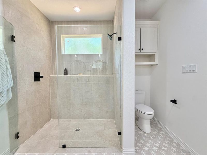 Furnished interior view inside a new home in , Granbury (Image 17). Furnished interior view inside a new home in , Granbury (Image 17).