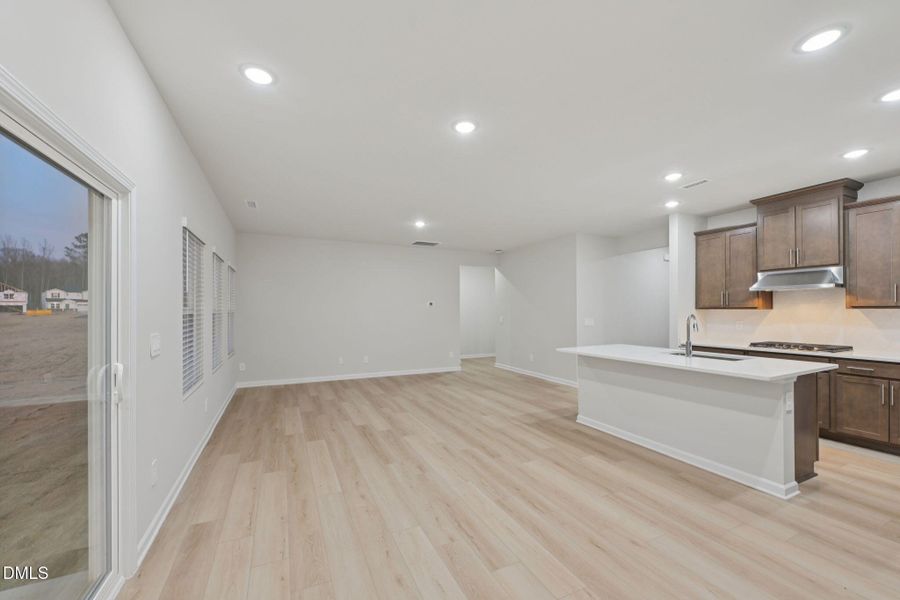 5-web-or-mls-Raleigh - Oak Manor - 540 B 5-web-or-mls-Raleigh - Oak Manor - 540 B