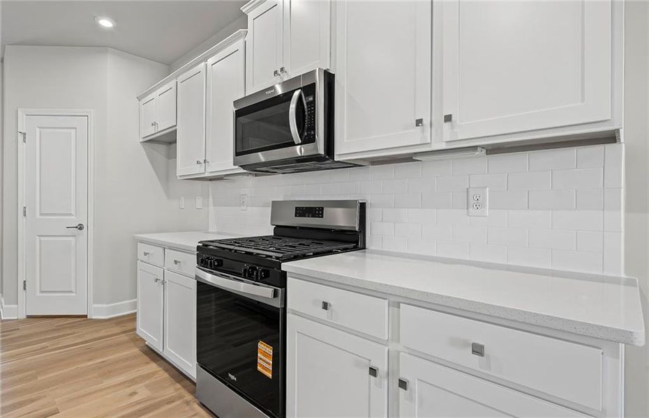Furnished interior view inside a new home in Anderson Point, McDonough (Image 5). Furnished interior view inside a new home in Anderson Point, McDonough (Image 5).