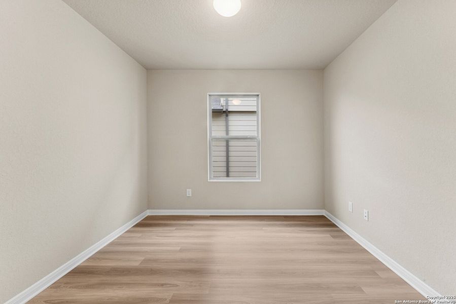 Spacious, unfurnished interior of a new home in Agave, San Antonio (Image 24).
