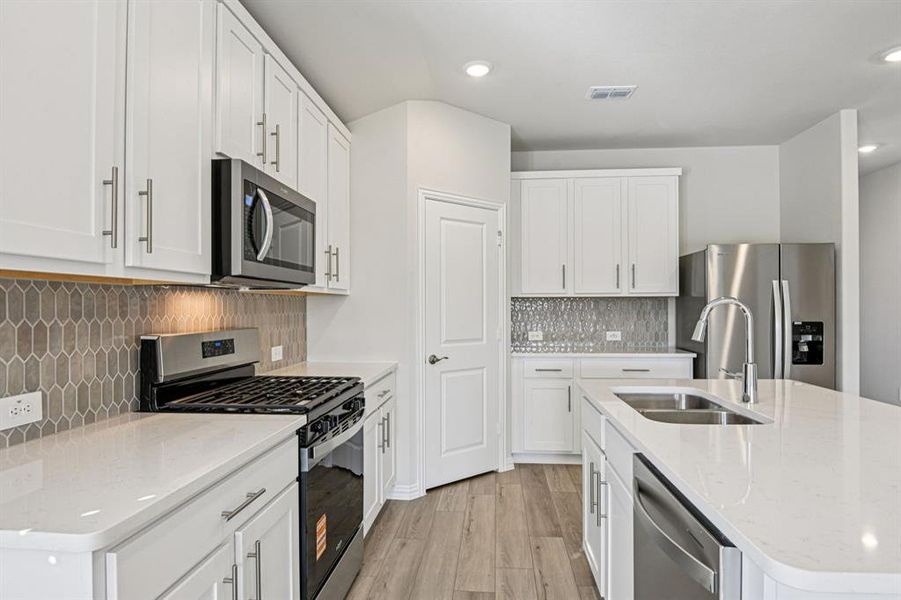 Photo is not of the actual home, but is an inspirational photo of builder’s model home and may depict options, furnishings, and/or decorator features that are not included.