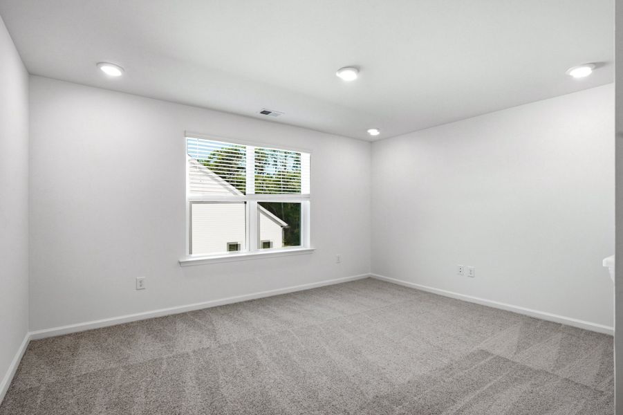 Spacious, unfurnished interior of a new home in Northbrook, Murrells Inlet (Image 42).