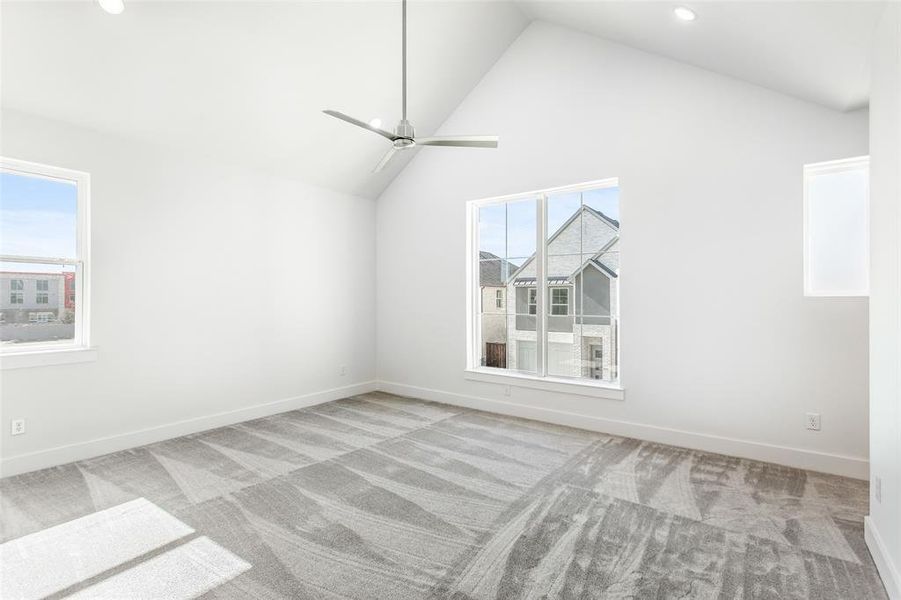 Spacious, unfurnished interior of a new home in , Richardson (Image 21).