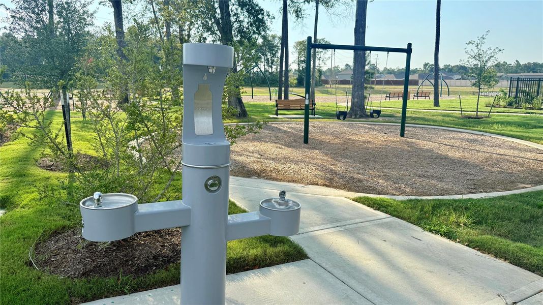 One of the community's two parks, featuring playgrounds, open green spaces, and plenty of room for outdoor fun. One of the community's two parks, featuring playgrounds, open green spaces, and plenty of room for outdoor fun.