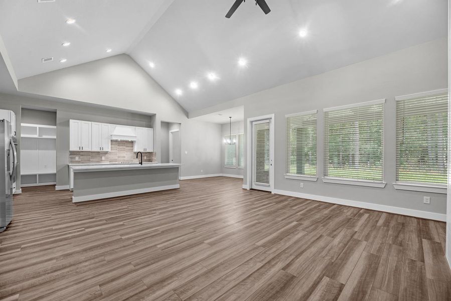 Spacious, unfurnished interior of a new home in , Dayton (Image 15).
