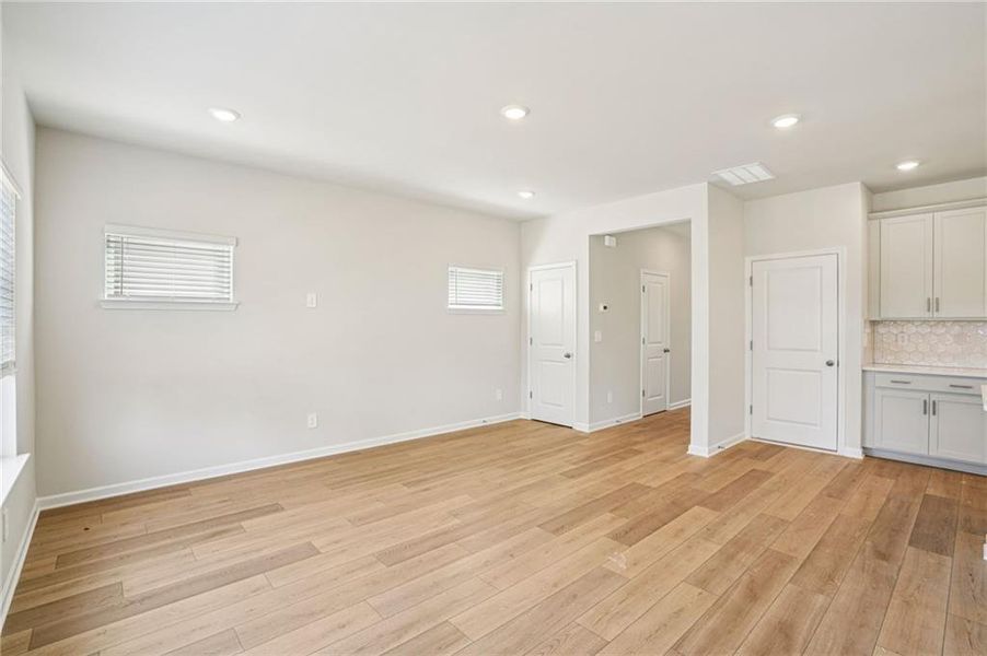 Spacious, unfurnished interior of a new home in Hawthorne Station, College Park (Image 42). Spacious, unfurnished interior of a new home in Hawthorne Station, College Park (Image 42).