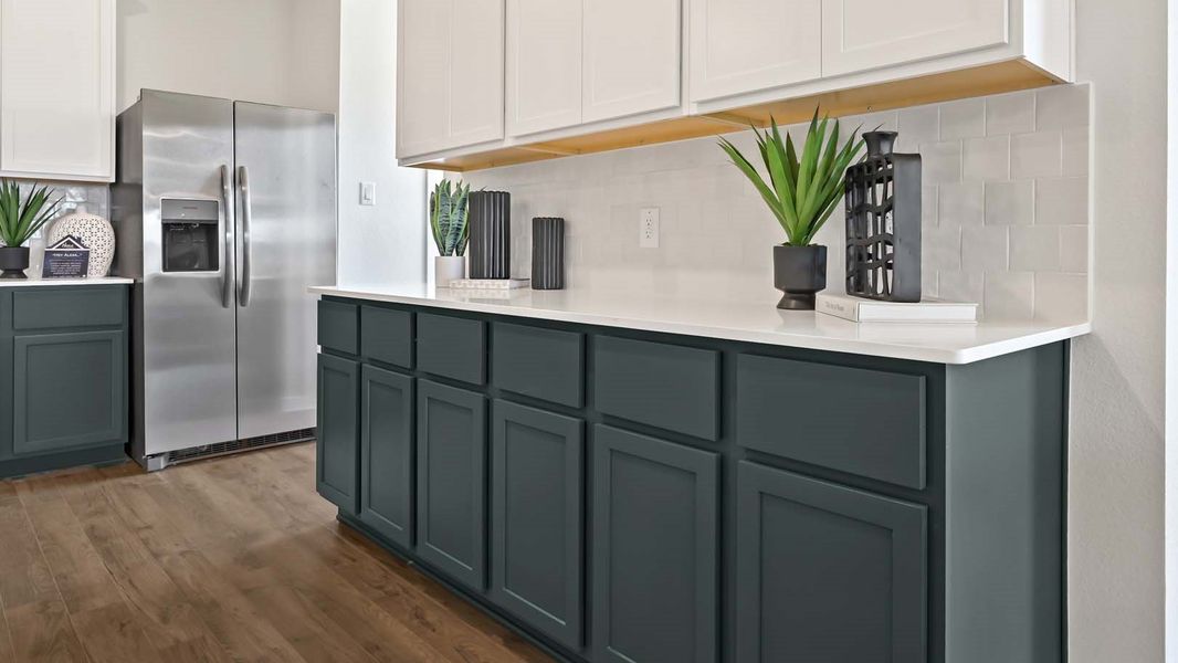 Furnished interior view inside a new home in Evergreen, Rosenberg (Image 8).
