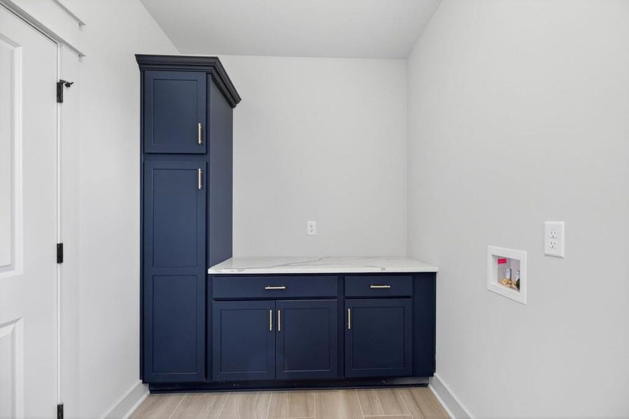 Furnished interior view inside a new home in , Dallas (Image 15). Furnished interior view inside a new home in , Dallas (Image 15).