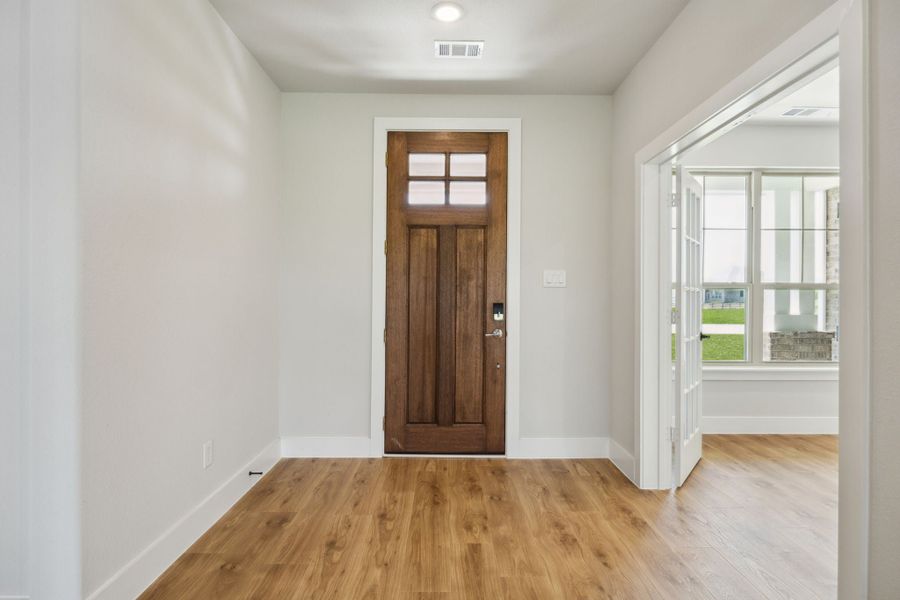 Representative unfurnished interior of a home built from the Emerson by Centre Living Homes in Ellis Ranch Estates, Waxahachie (Image 25). Representative unfurnished interior of a home built from the Emerson by Centre Living Homes in Ellis Ranch Estates, Waxahachie (Image 25).