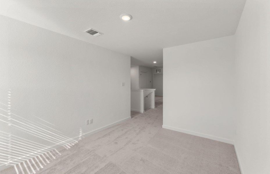 Spacious, unfurnished interior of a new home in Sonterra, Jarrell (Image 16).