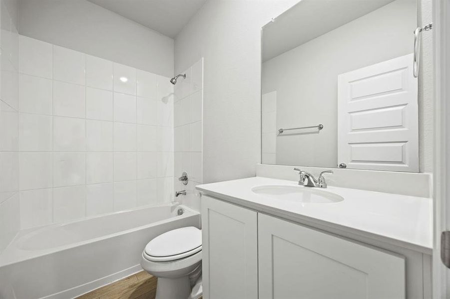 26-web-or-mls-3301-royal-frst-dr