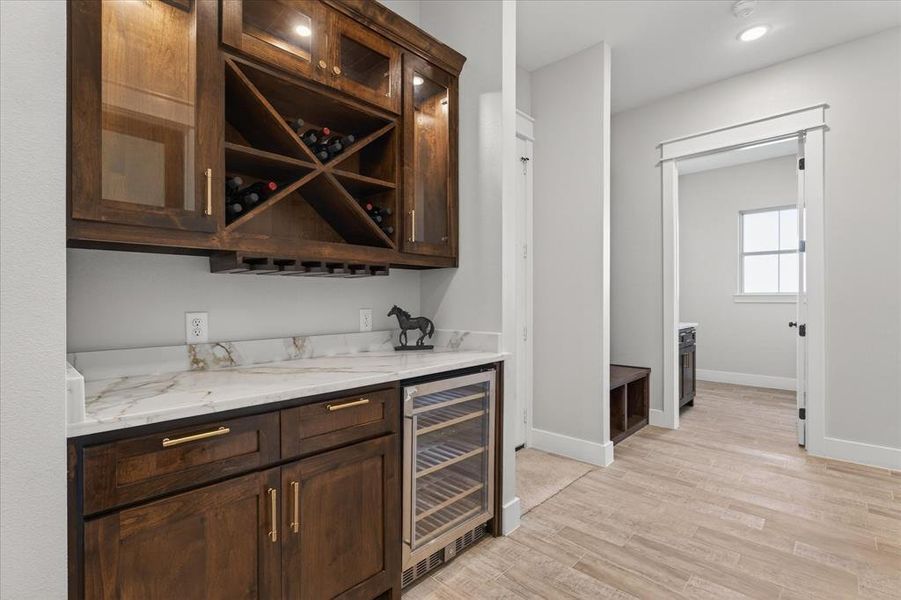 Furnished interior view inside a new home in , Celeste (Image 19).