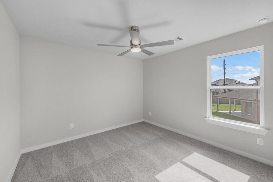 Spacious, unfurnished interior of a new home in Briarwood Crossing, Rosenberg (Image 22).