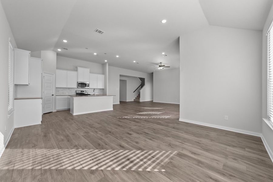 Representative unfurnished interior of a home built from the Lancaster by Cambridge Homes in Tinsley Meadows, Van Alstyne (Image 24). Representative unfurnished interior of a home built from the Lancaster by Cambridge Homes in Tinsley Meadows, Van Alstyne (Image 24).